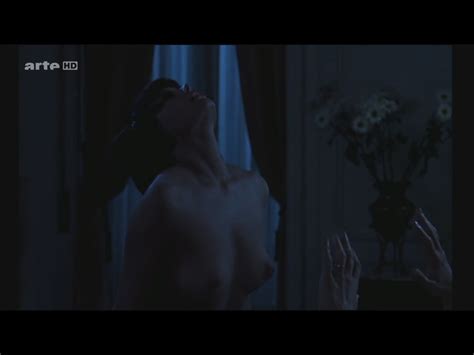 Andrea Rau nude pics página 1