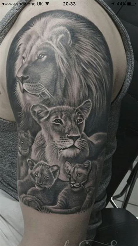 Lion Family Tattoo Designs : Coat Arms Irish Tattoo Crest Family ...