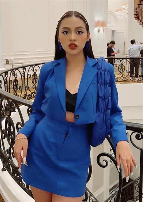 Hot girl trứng rán thi Hoa hậu tiến thẳng vào Chung kết khoe sắc với đôi môi tều lạ lẫm