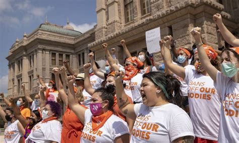 Tribunal Dos Estados Unidos Restabelece Lei Que Restringe Aborto No