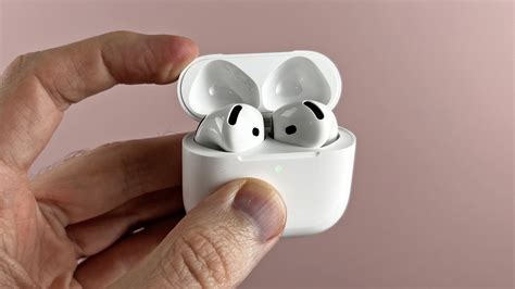 Les AirPods Pro 2 et AirPods 4 bénéficieront de deux mises à jour