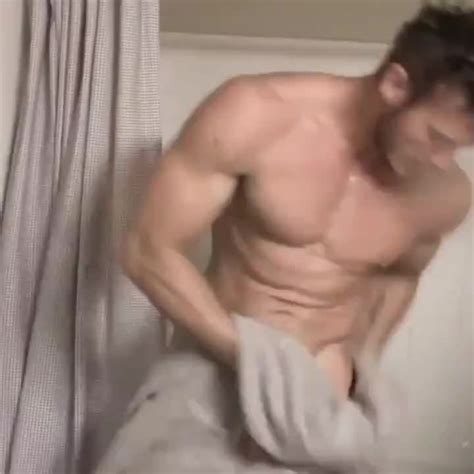 Id This Guy Who Is This Hot Guy In Shower LPSG