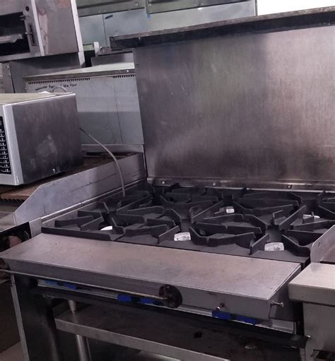 Montague Natural Gas Burner Countertop Hot Plate With Backsplash GES