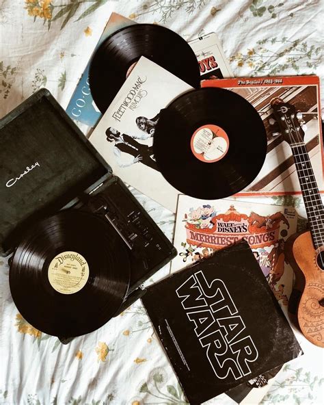 Pin By Sasikulama On Music Aesthetic Vinyl Aesthetic Vintage Hipster