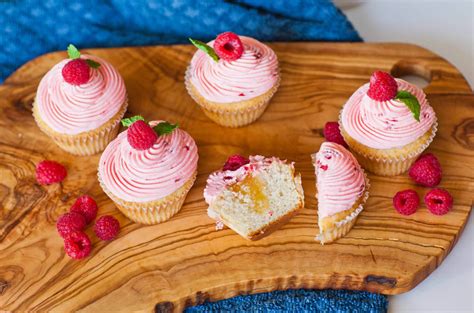 Raspberry Lemon Surprise Cupcakes Tatyanas Everyday Food