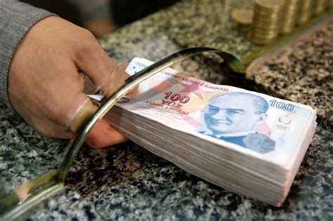 Turkish Lira Sinks to New Low - WSJ