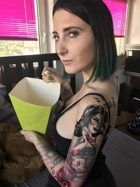 Private Handy Pics Lou Nesbit Lia Louise 35 Nude Pics XHamster