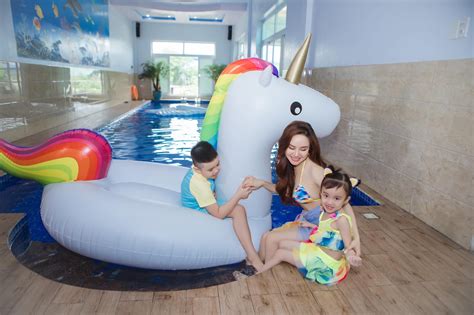 Vy Oanh Di N Bikini Khoe Body Kh Ng Ch T M Th A Sau Sinh Con Th Ti T L C N N Ng Hi N T I