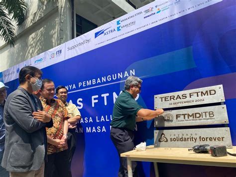 Astra Dukung Revitalisasi Teras Fakultas Teknik Mesin Dan Dirgantara