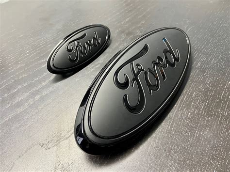 Ford Explorer Black Emblem