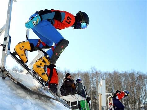 На Сахалине назвали лучших сноубордистов в параллельном слаломе среди ...