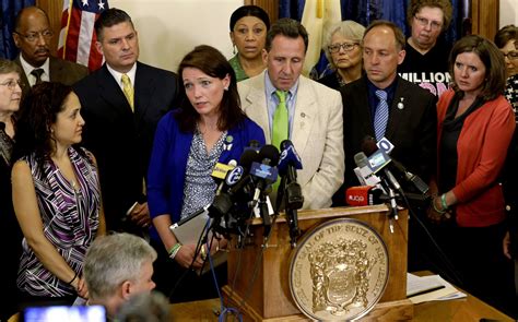 4 Years After Sandy Hook, Obama Leaves a Legacy of Little Progress on