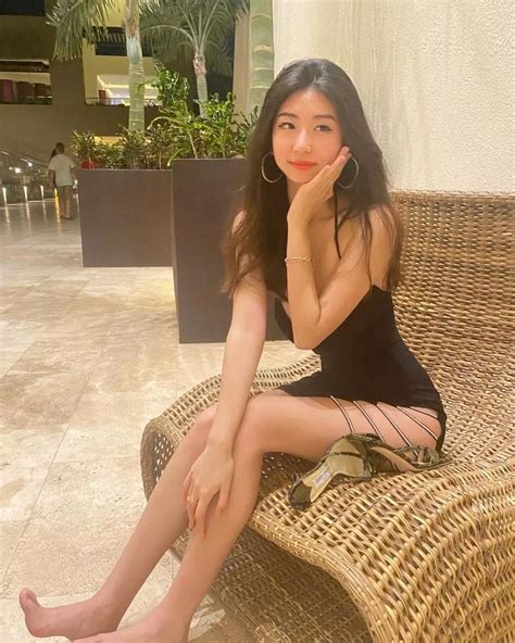 Short Black Dress Nudes Nextdoorasians NUDE PICS ORG