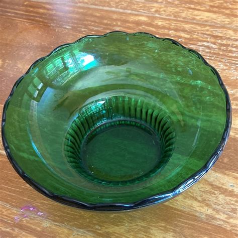 Eo Brody Co Accents Vintage Eo Brody Green Glass Scalloped Edge Bowl Poshmark