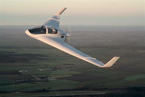 World debut for Horten flying wing at AERO : : FLYER