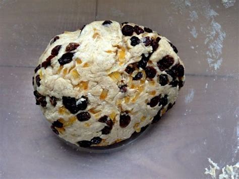 Az Angol H Sv Ti Hagyom Nyok S A Hot Cross Bun Recepttel Vajas Keny R