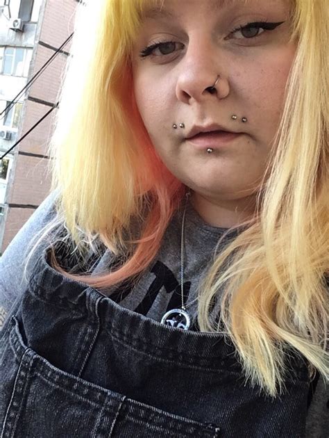 Sofie Skye Cam Model Free Live Sex Show Chat Stripchat