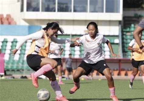 Mengenal Lebih Dekat Pemain Timnas Sepak Bola Wanita Indonesia ...