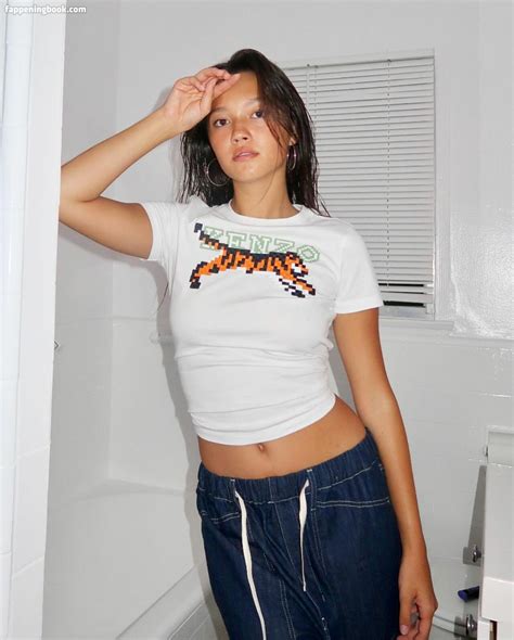 Lilychee Nude OnlyFans Leaks Fappening FappeningBook