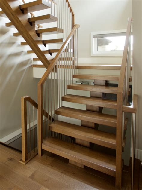 White Oak Mono With Steel Specialized Stair Rail