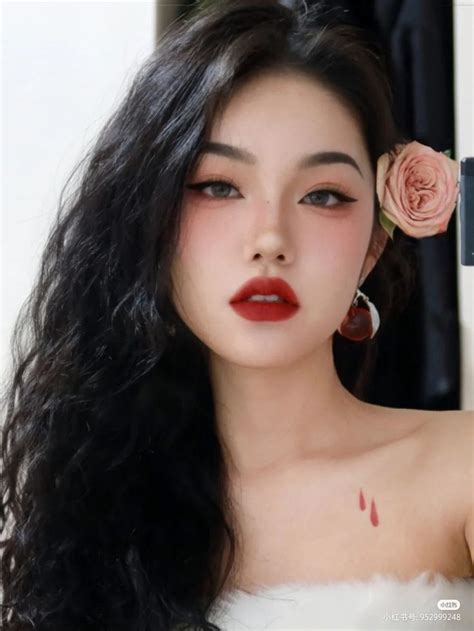 Ghim của Cara Ramirez trên Makeup Looks trong 2024 Nữ thần Tóc và