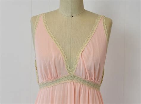 1970s Pink Lace Nylon Olga Boudoir Nightgown Lingerie Gem