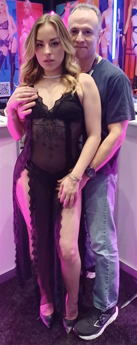 AVN Show Las Vegas Pictures Porn Fan Community Forum