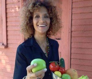 Angela Means Age, Biography, Height, Husband, Family & Facts