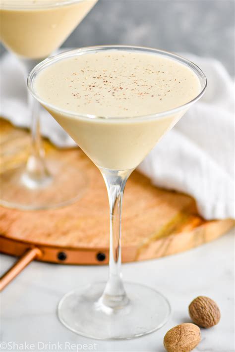 Brandy Alexander Ice Cream - Shake Drink Repeat