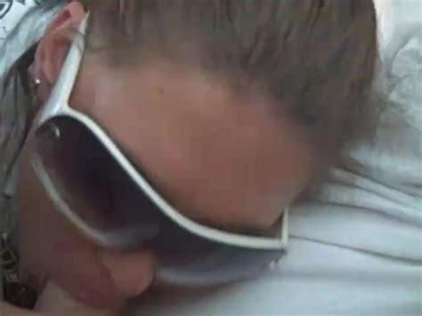 Cum Swallowing While Driving On The Highway Amateur Porn XHamster