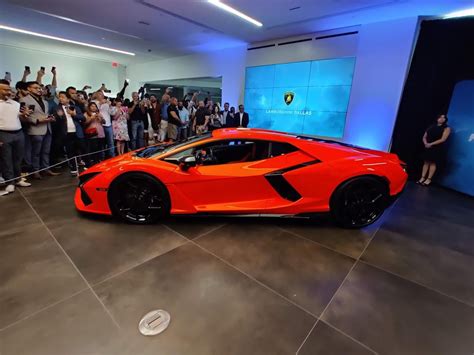 Went To A New Model Reveal At The Local Lambo Dealer Tonight R