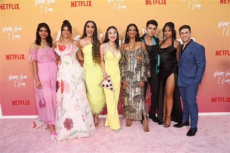 ‘Never Have I Ever’ Cast Celebrate Season 3 Premiere - Netflix Tudum