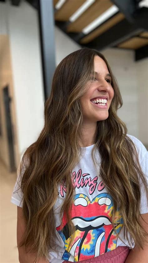 Caramel Balayage On Dark Hair Long Dark Hair Brunette Balayage Fall Hair Trends Long Hair