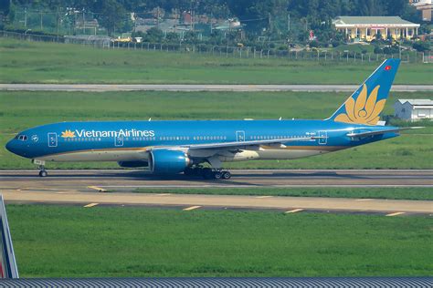 Vietnam Airlines I Boeing 777 26K ER I VN A143 I Ho Chi Mi Flickr