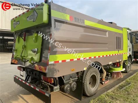 Dongfeng Water Tank Dust Bin Vacuum Suction Washing Road Sweeper Truck