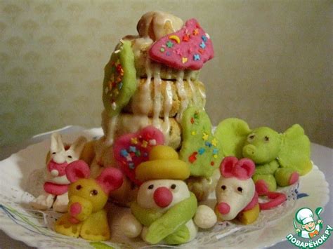 Ёлка и фигурки из марципана – кулинарный рецепт
