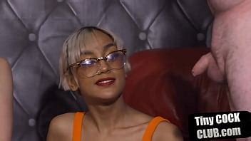 Tipo De Polla Peque A Humillado En Grupo Cfnm Hj Por Dominas Xvideos