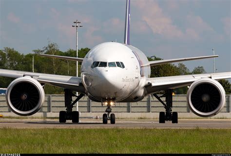 N880FD Boeing 777 F28 FedEx Andre M JetPhotos