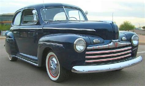 1946 Ford Tudor Super Deluxe Street Rod