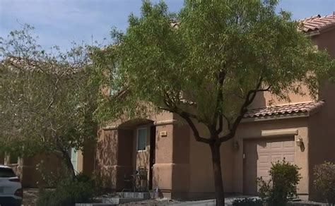 I Had The Worlds Creepiest Landlord Who Made Me Sign A Sex Agreement In My Lease I Took