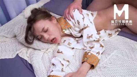 Watch 国产麻豆传媒作品 羞辱隔壁邻居 免费观看 Fps Asian Amateur Porn SpankBang