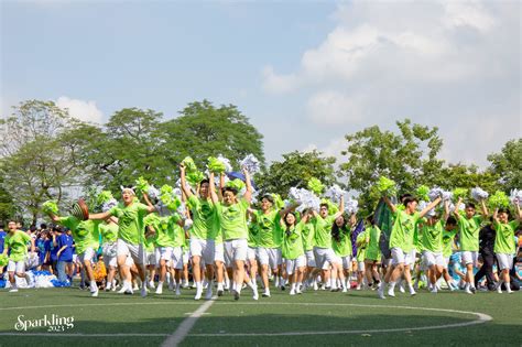 Nam sinh và nữ sinh Chu Văn An đổi vai trong ngày hội thể thao hot nhất năm Trường cấp 3 top