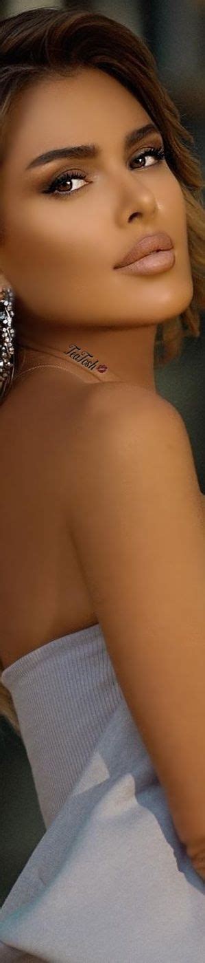 Téa Tosh driatimeladze teatosh 48a Blonde hair looks Brunette beauty Beautiful women pictures