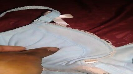 MARLBOROQUEENSEX COLY PAKE BIKINI TANTE