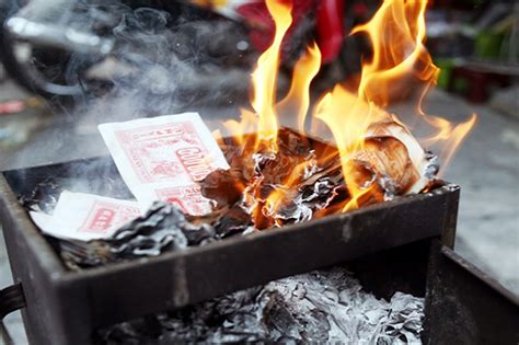 Mê Tín Là Gì Nguồn Gốc Và Cách Giải Trừ Mê Tín Dị đoan Theo Phật Pháp