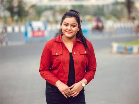 Anu Hot Pilla Webcam Model Profile XHamsterLive