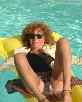 Mature Pool Porn Pics Pictoa