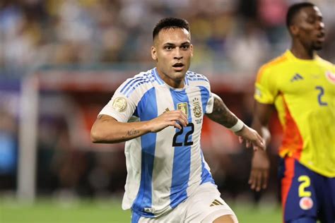 Con un golazo de Lautaro Martínez Argentina venció a Colombia y es el