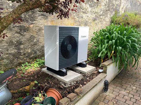 Devoran, Cornwall - Air Source Heat Pump Installation - Simon Annear