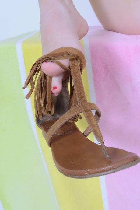 Nina Nirvana Nude Pics XXX Galleries CoedCherry